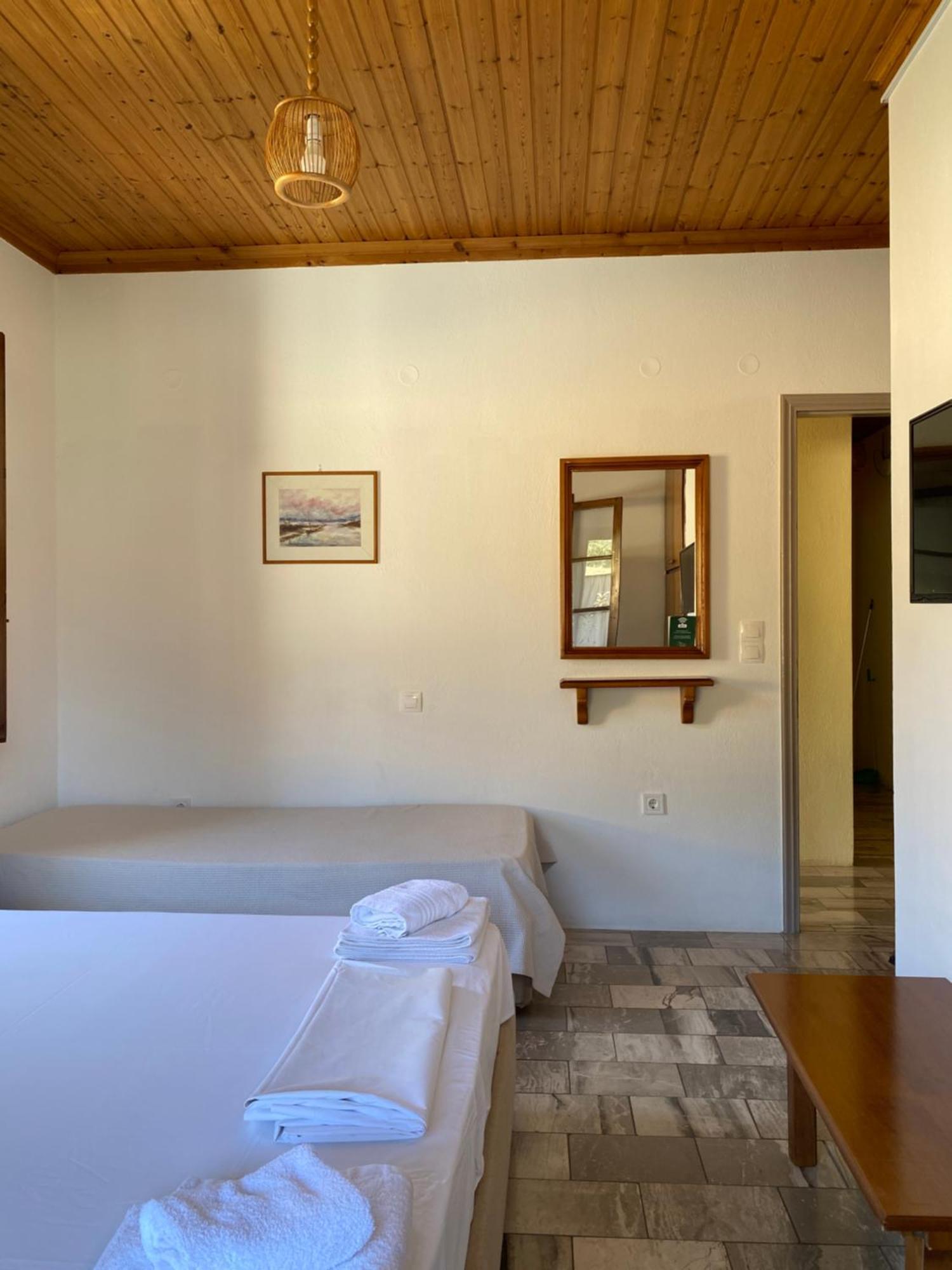 Pansion Vasso Hotel Agios Nikitas Exterior photo