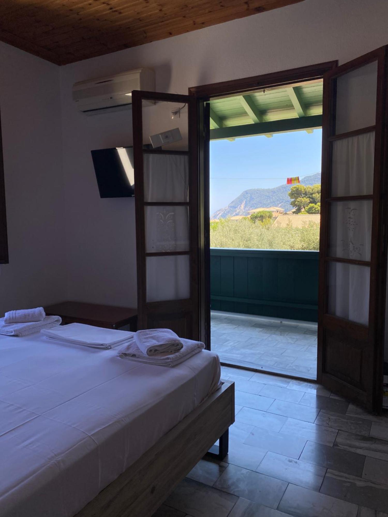 Pansion Vasso Hotel Agios Nikitas Exterior photo