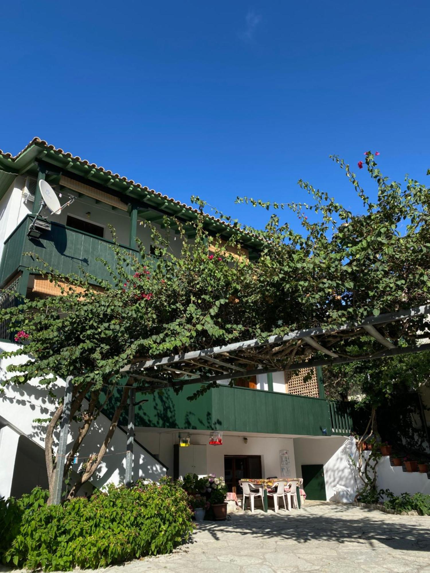 Pansion Vasso Hotel Agios Nikitas Exterior photo