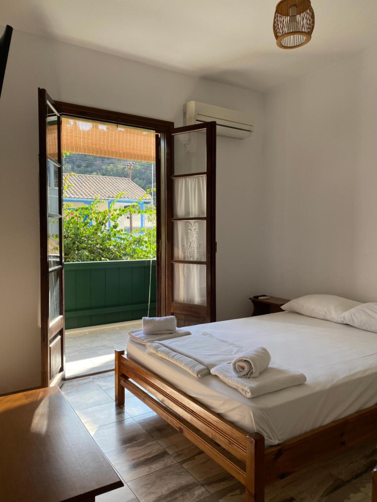 Pansion Vasso Hotel Agios Nikitas Exterior photo